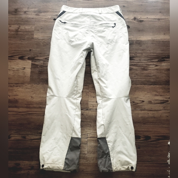 Mountain hardware snowpants size medium - Picture 3 of 5